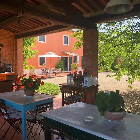 Agriturismo Podere Marchiano Villa Larciano Exterior photo